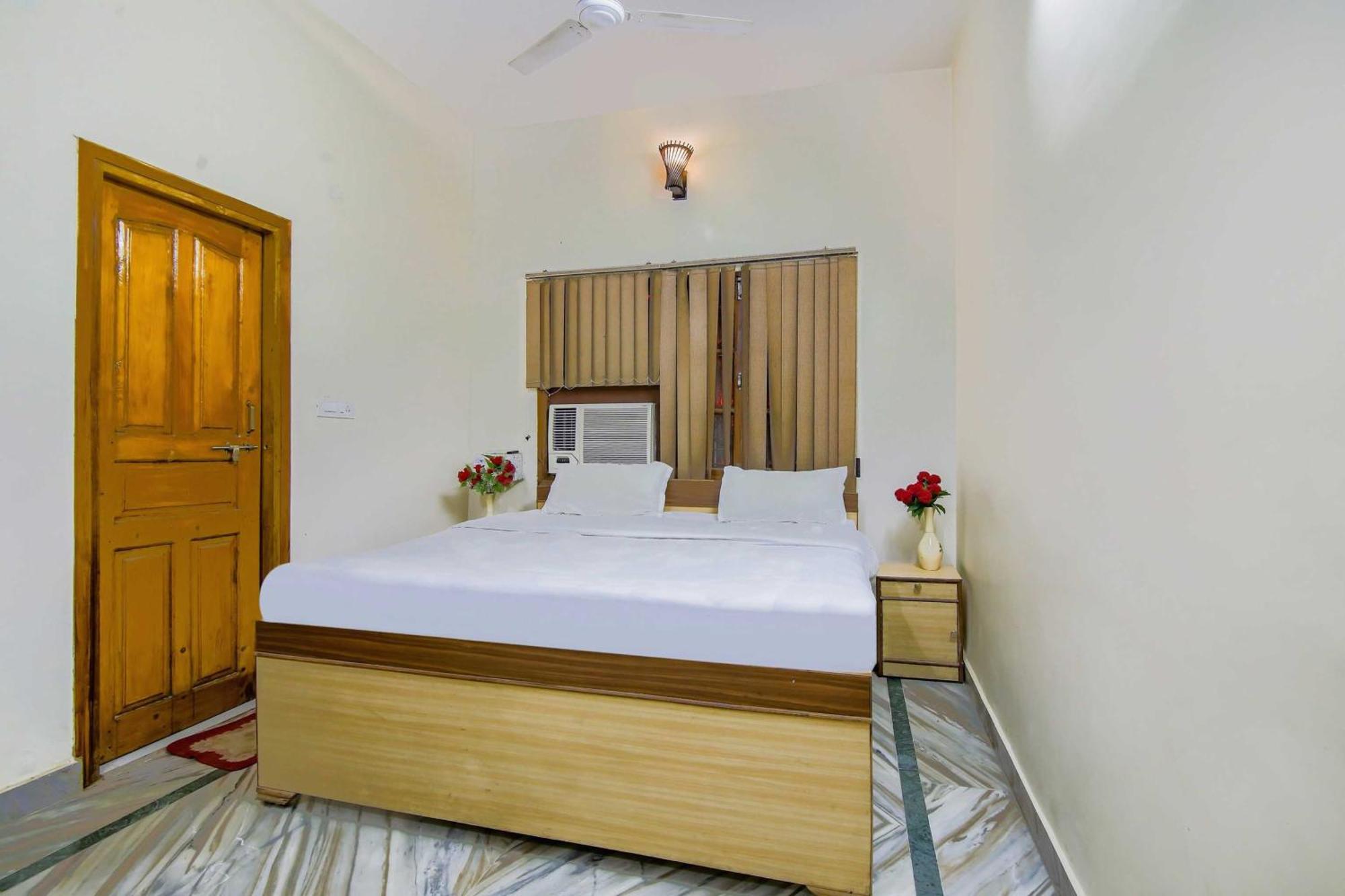 Collection O 81098 Hotel Royal Panjab Bijnaur Kültér fotó
